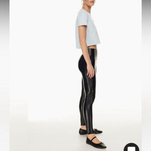Aritzia Wilfred Free Daria Faux Leather Vegan Leggings pants black size small